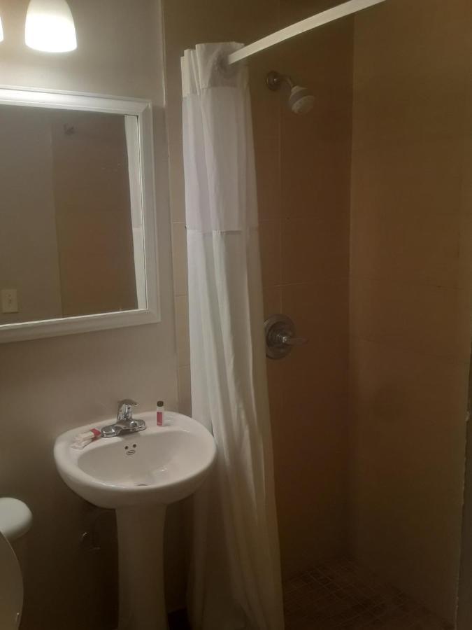 Days Inn By Wyndham Miami Airport North Miami Springs Екстериор снимка