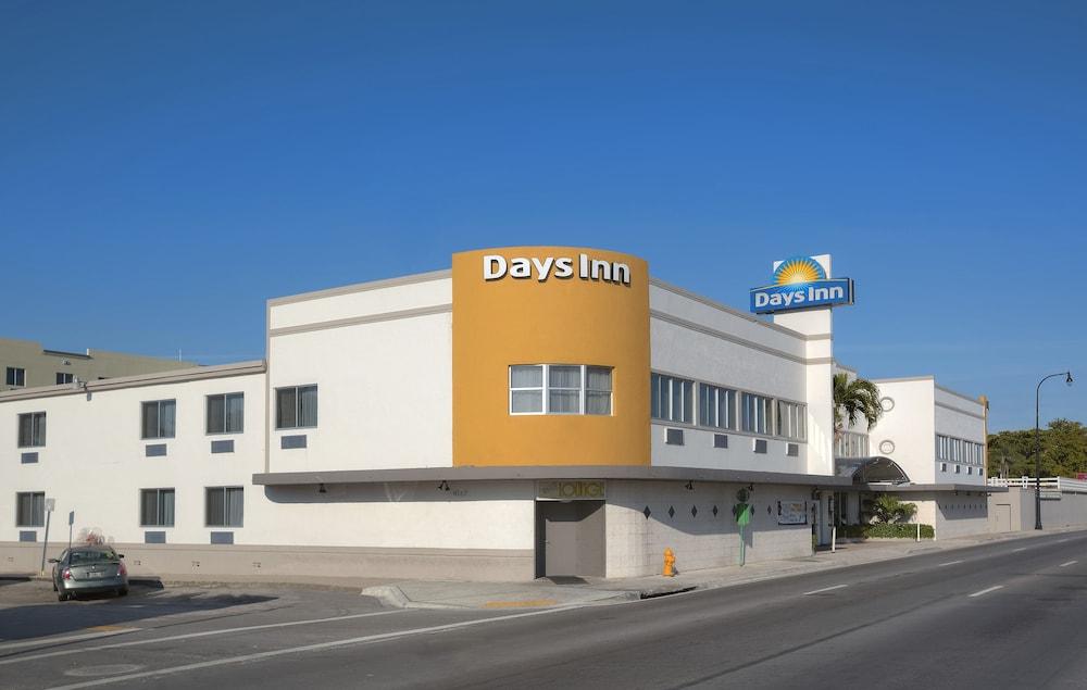 Days Inn By Wyndham Miami Airport North Miami Springs Екстериор снимка