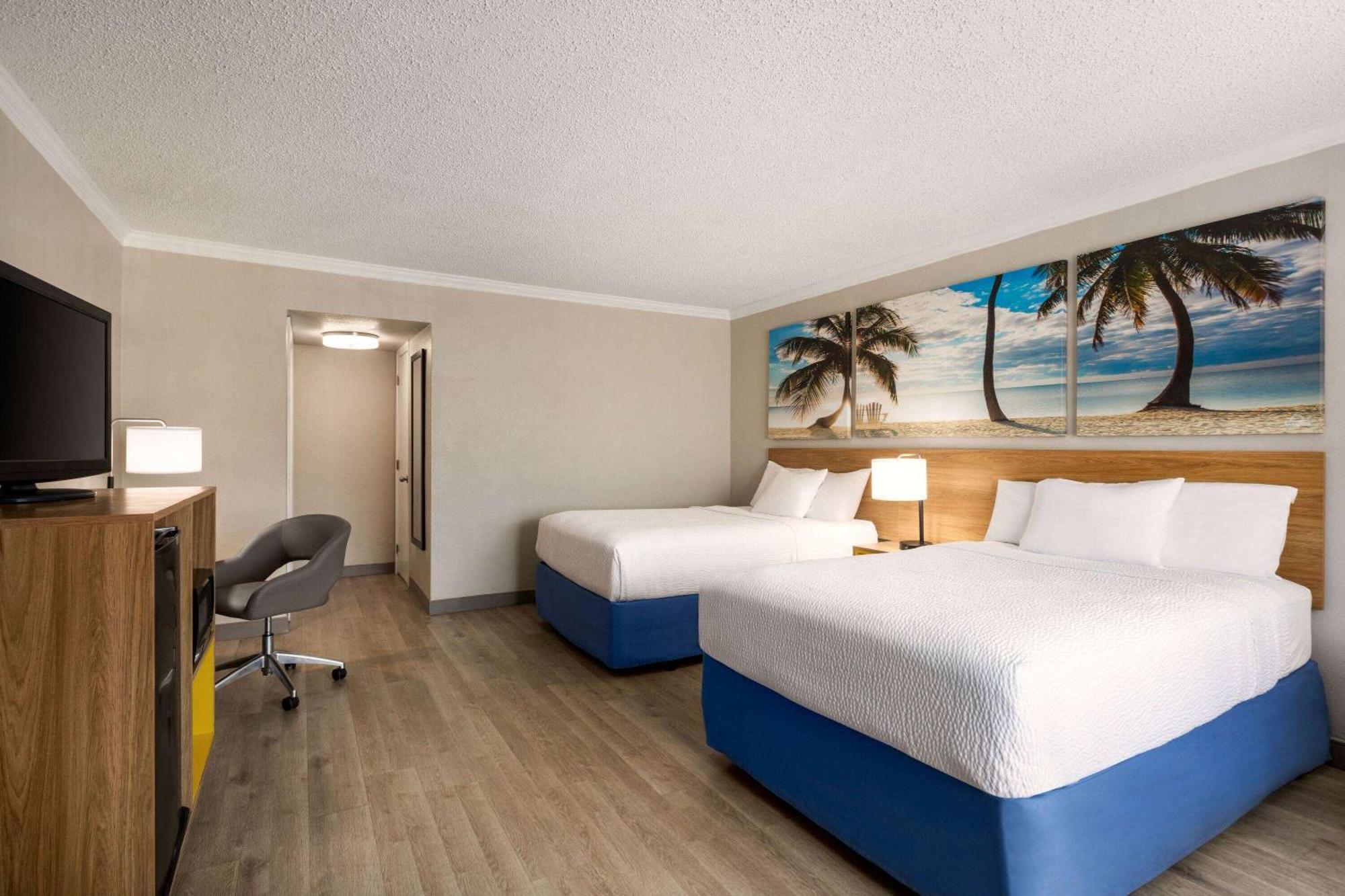 Days Inn By Wyndham Miami Airport North Miami Springs Екстериор снимка