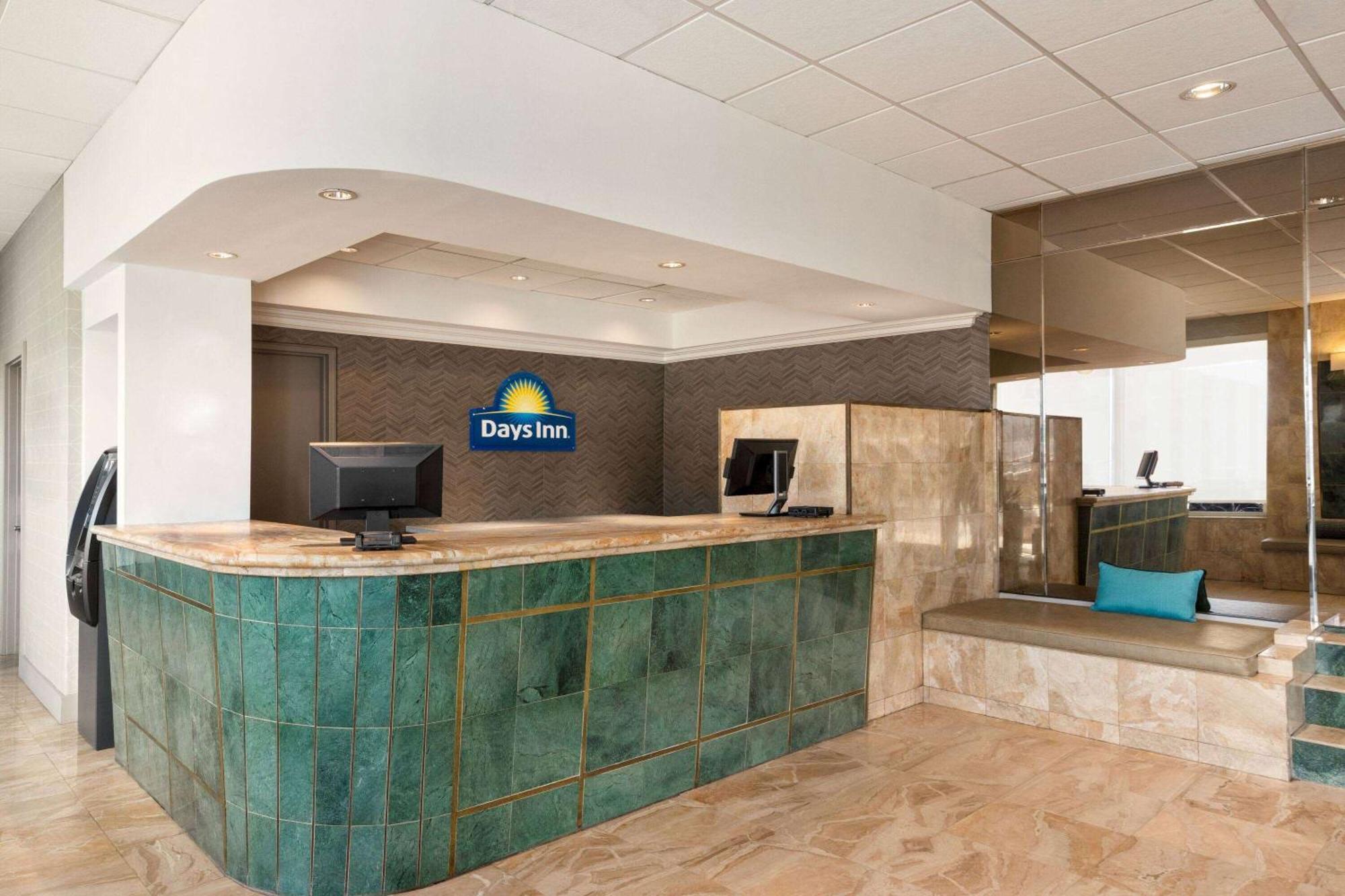 Days Inn By Wyndham Miami Airport North Miami Springs Екстериор снимка