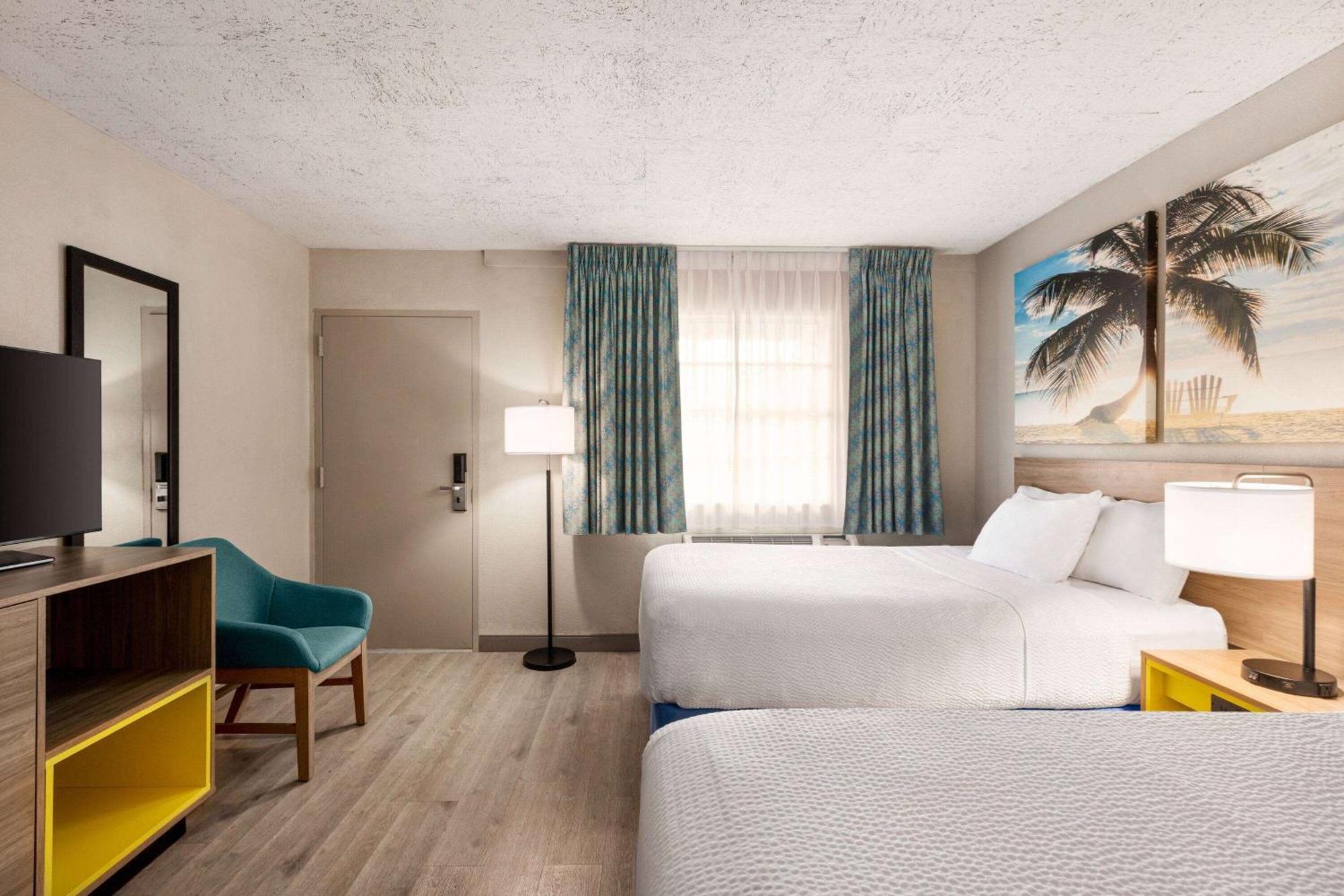 Days Inn By Wyndham Miami Airport North Miami Springs Екстериор снимка