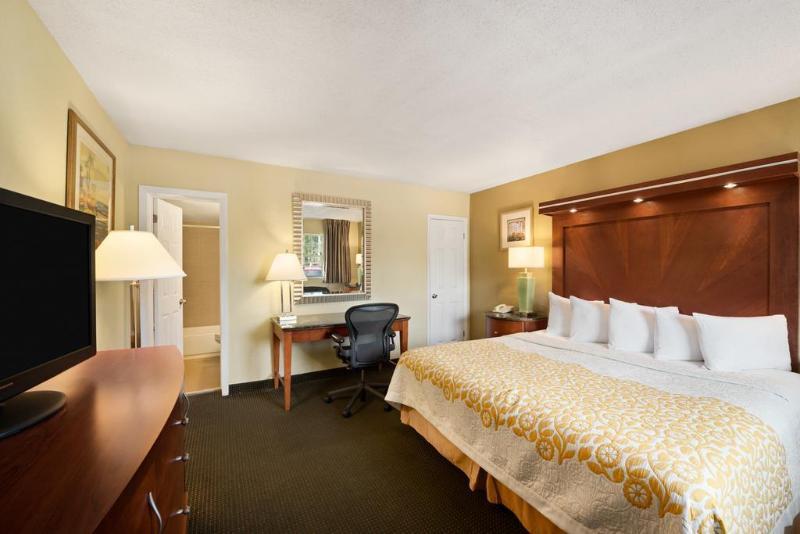 Days Inn By Wyndham Miami Airport North Miami Springs Екстериор снимка