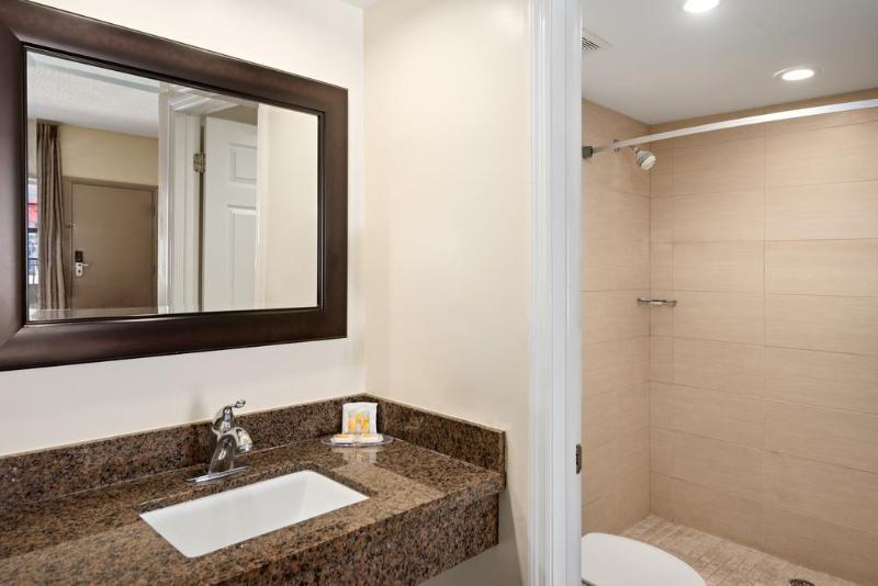 Days Inn By Wyndham Miami Airport North Miami Springs Екстериор снимка